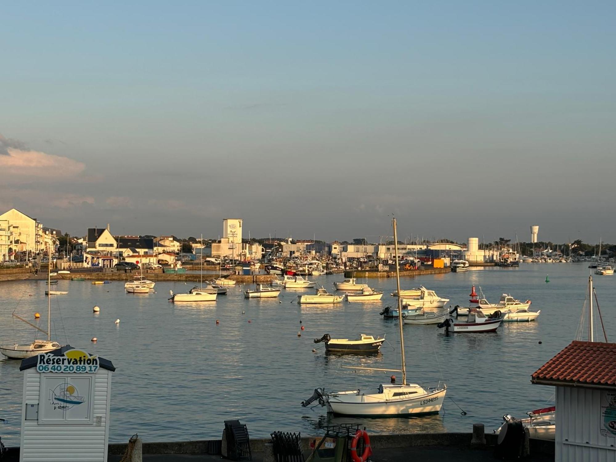 Vue Panoramique Port Et Ocean Apartment Saint Gilles Croix de vie Bagian luar foto